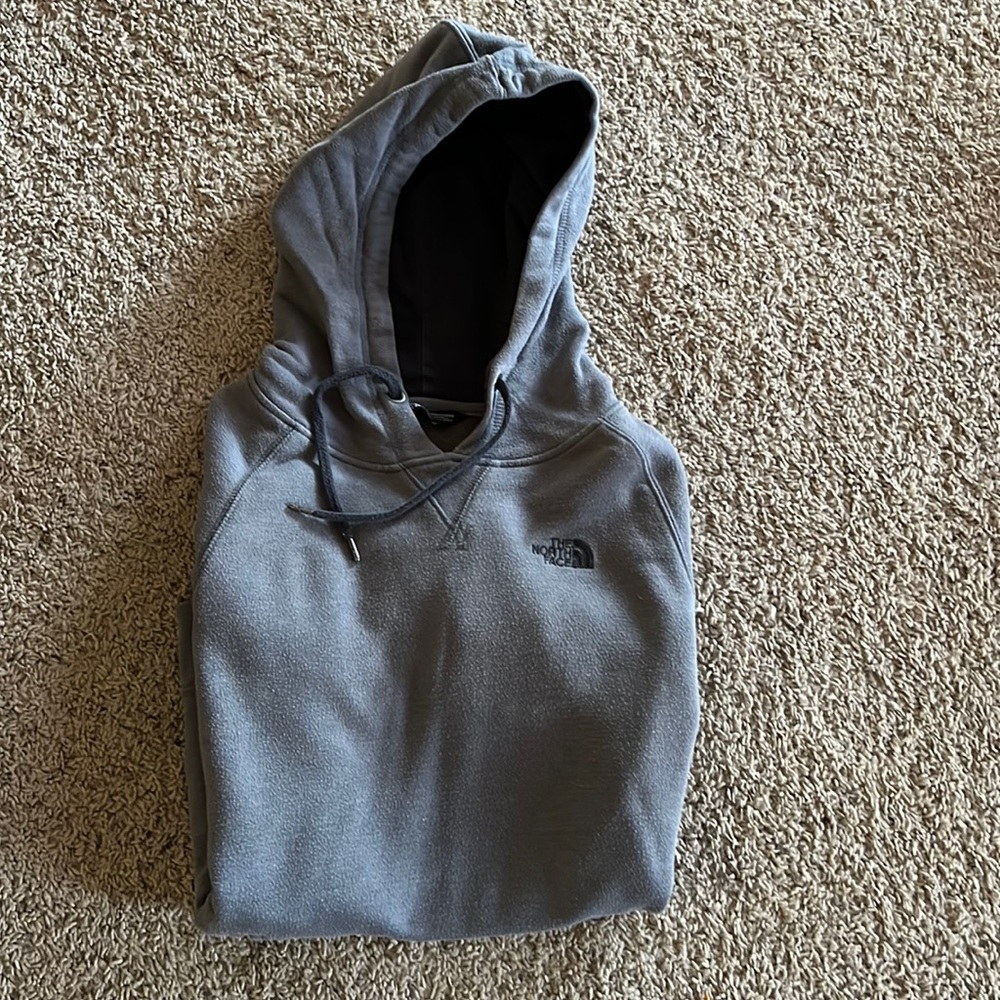 The North Face hoodie. Women’s medium.